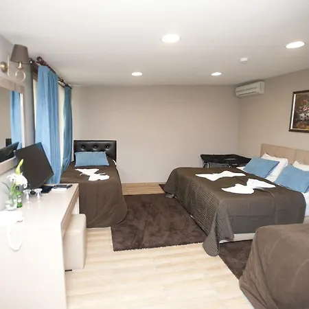 Riva's Club Hüseyinli