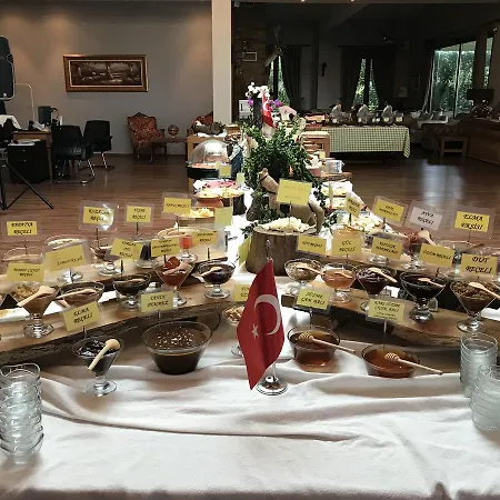 Riva's Club Hotel 3*