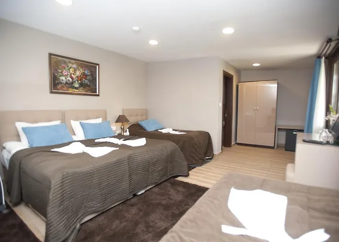 Riva's Club Szálloda