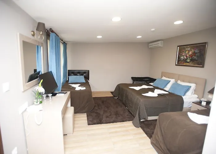 Riva's Club Hüseyinli