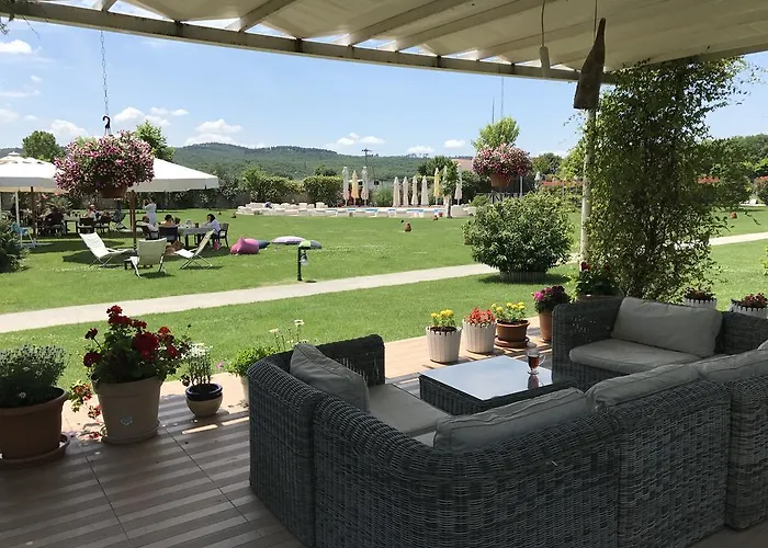 Riva's Club Hotel 3*